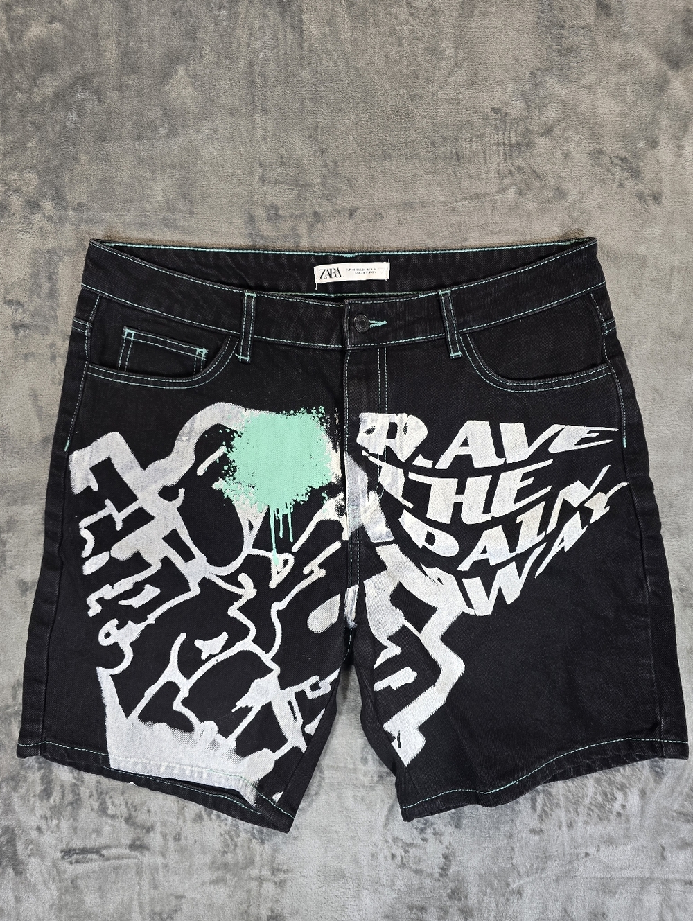 Zara 1985 Black Shorts Size 34 Rave The Pain Away